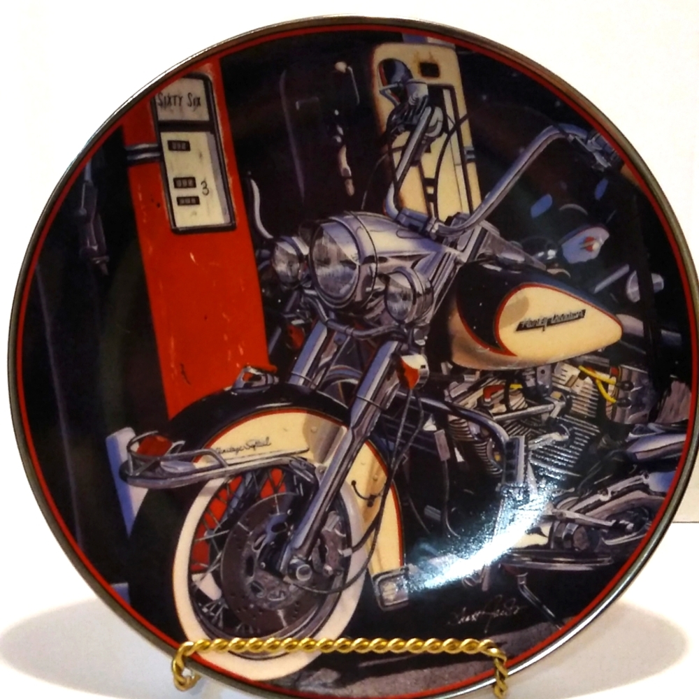 Harley Davidson collectors plate. 🏍️